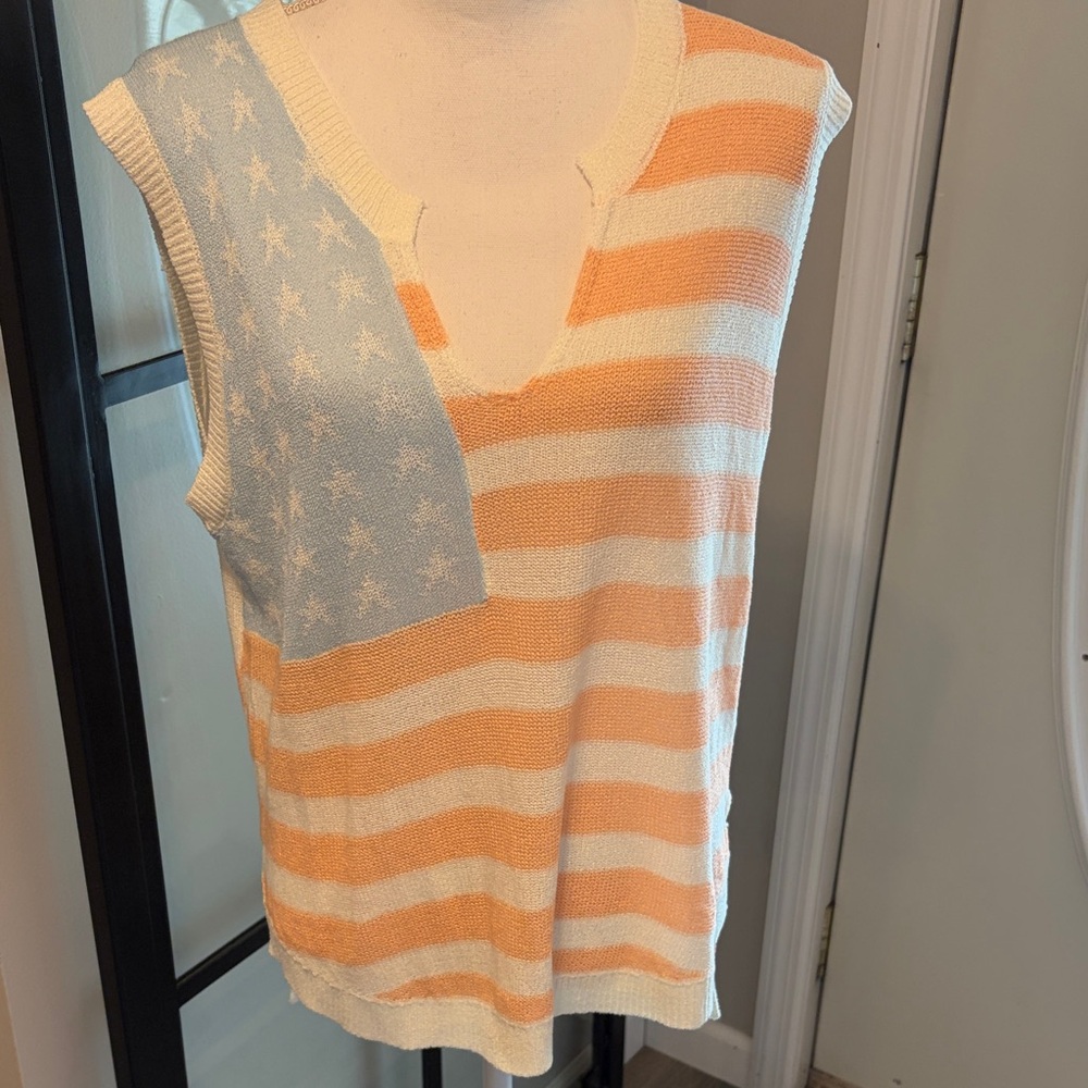 New With Tags…Boutique…Stars & Stripes Sleeveless Sweater…Unique Color Combo